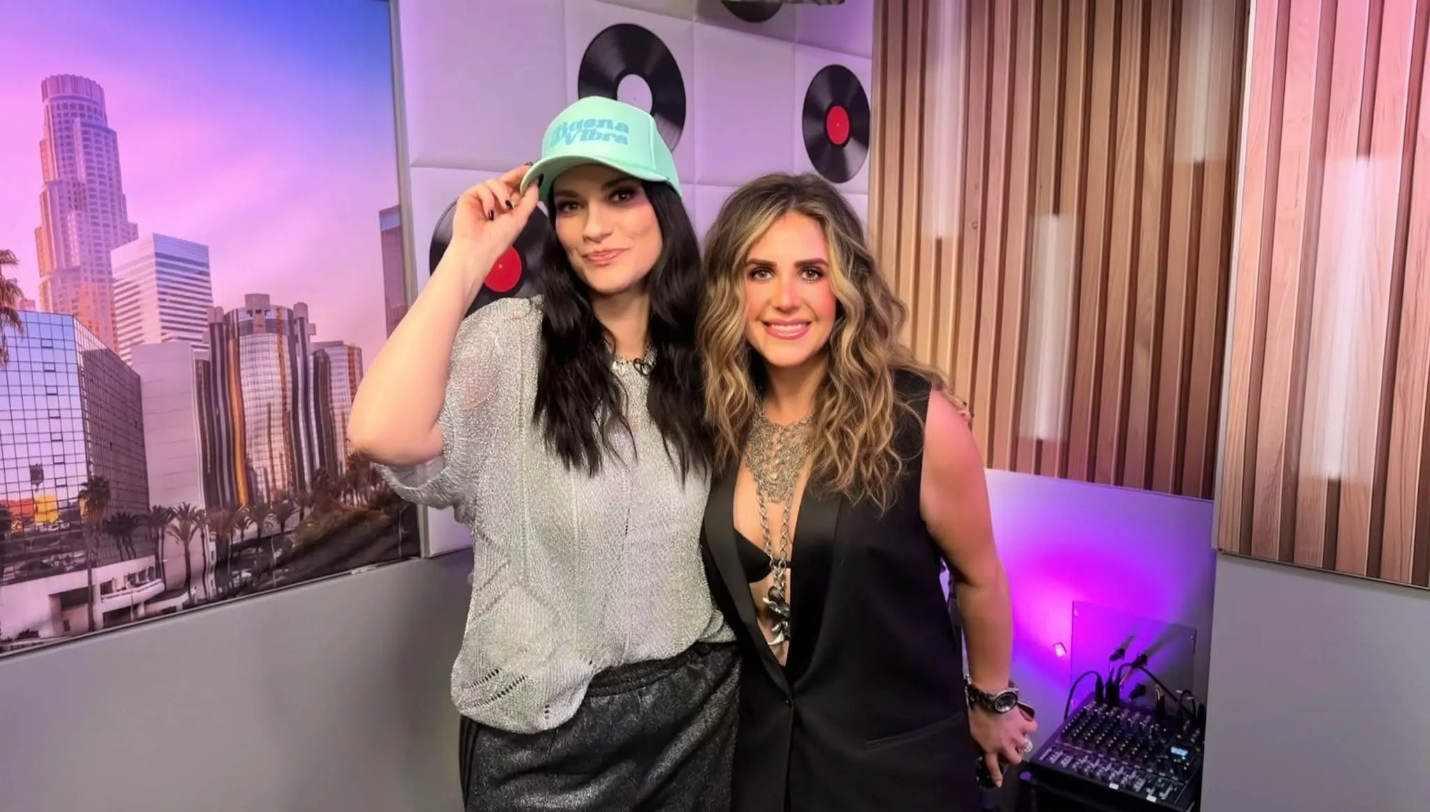 Erika Reyna with guests, Talent in the Spotlight (1)