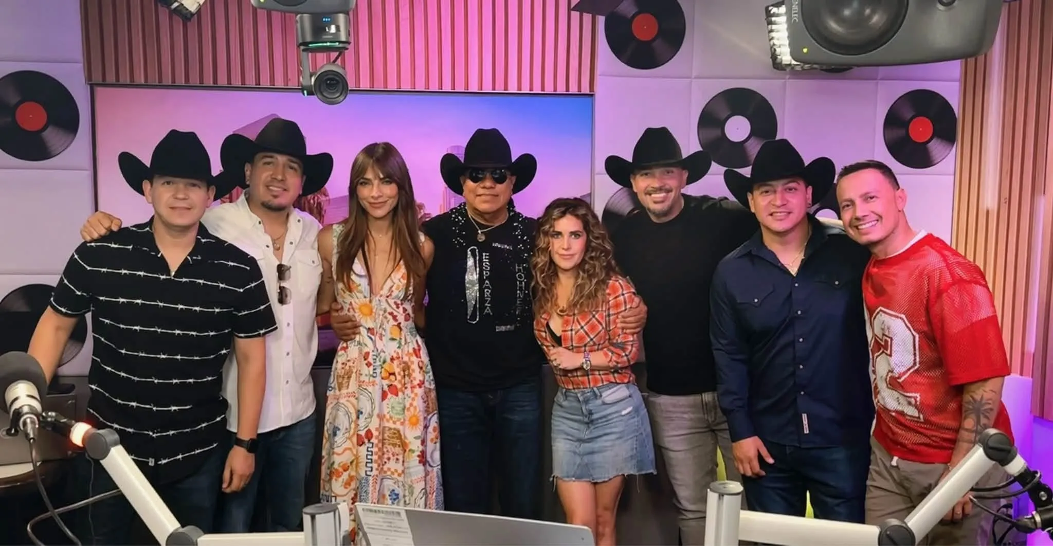 Erika Reyna with guests, Talent in the Spotlight (4)